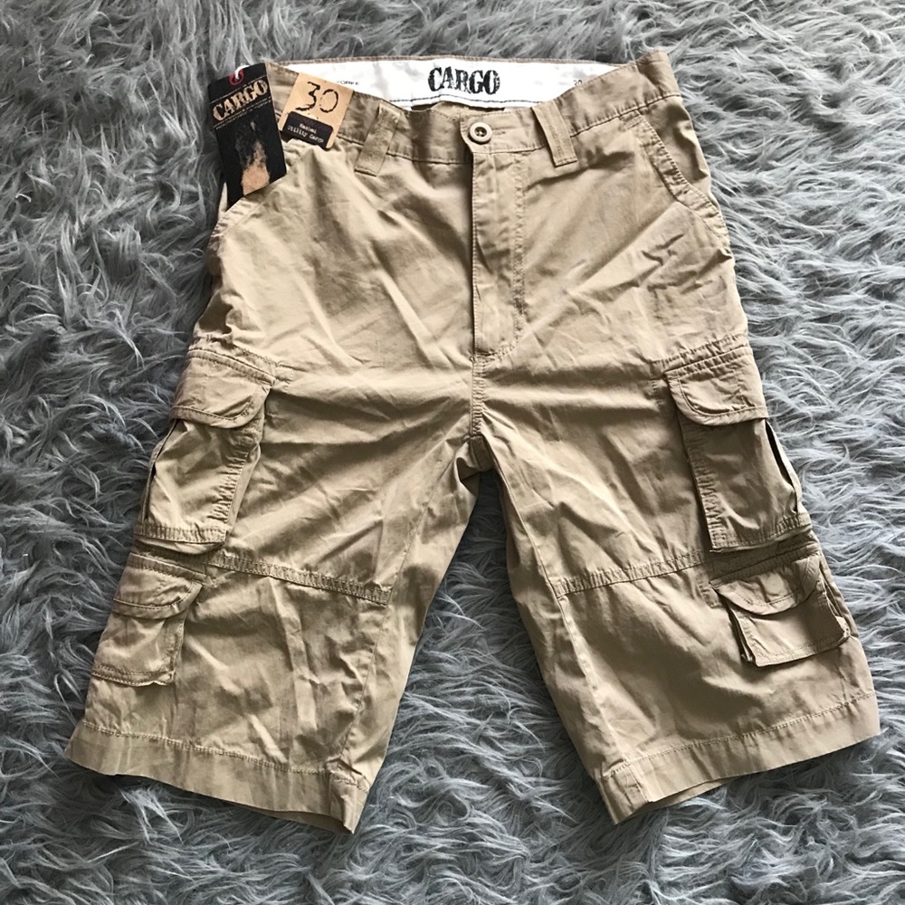 🚨 FINAL SALE!! Brand New Roundtree & Yorke Cargo Shorts!
